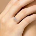 Platinum ring with 3 diamonds (74B0083)