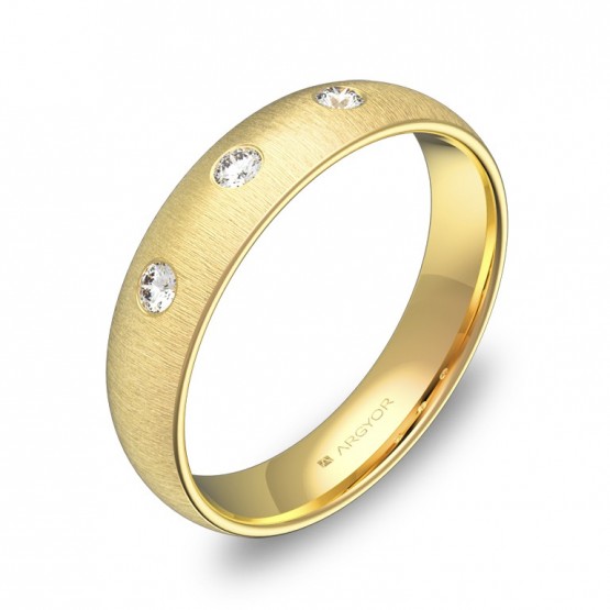 Alianza de boda de media caña 4,5mm en oro con diamantes A0145T3BA