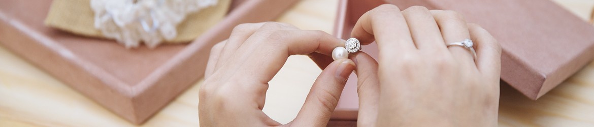  Pearl earrings for brides | Argyor
