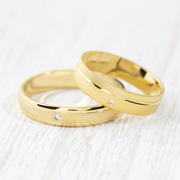 Diamond <br /> wedding rings