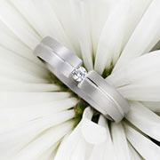One-color wedding rings